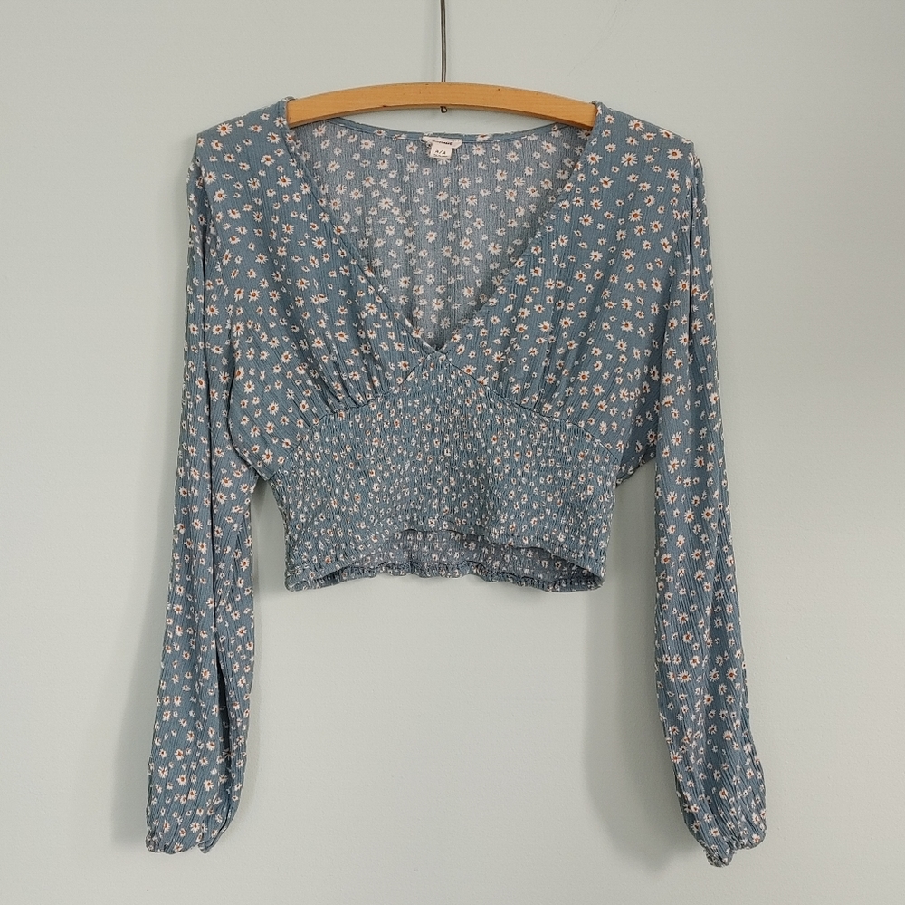 Garage long sleeve crop